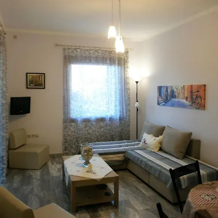 Apartment Sunny And Central In
